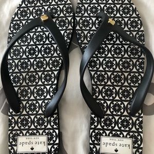 Kate spade rubber thong flip flops